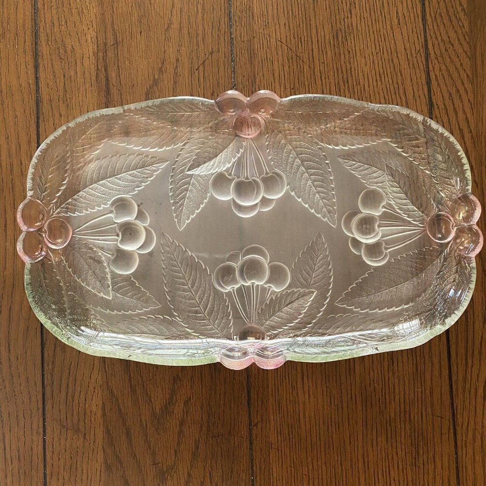 🛑SOLD🛑Mikasa Bountiful Cherries Satin Frosted Heavy Glass Serving Dish